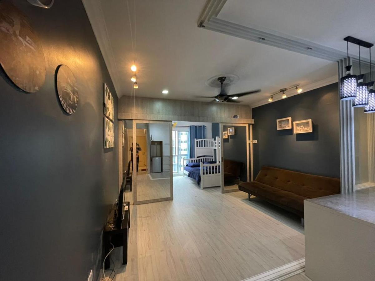 Apartment Galleria Equine Park - Facing Pool *