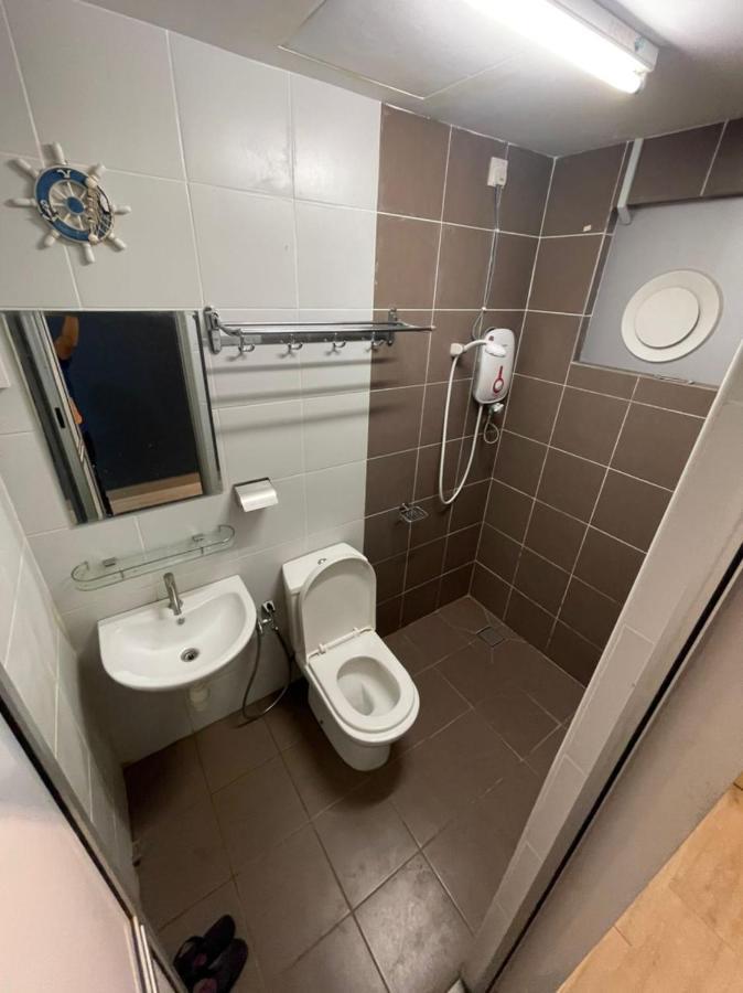 Galleria Equine Park - Facing Pool Apartment *